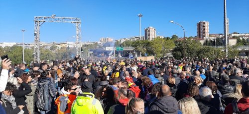 Scioperi e cortei no green pass; e proteste dei sindacati delle forze dell’ordine. Oggi manifestano Cgil, Cisl e Uil dopo i fatti del 9 ottobre