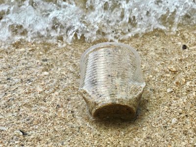 Mar Mediterraneo: 229mila tonnellate di plastica vi finiscono ogni anno