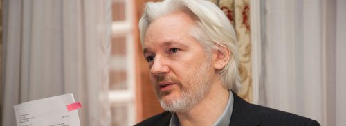 Amnesty: «L'ok all'estradizione di Assange rischia di minacciare gravemente la libertà di stampa»