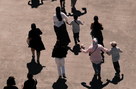 Sì agli immigrati: gli svizzeri sanno fare i loro conti
