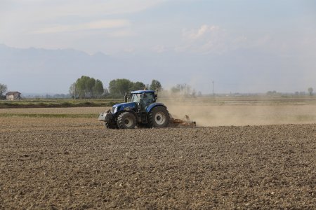 Dall'agricoltura intensiva rischio di patogeni antibioticoresistenti trasmissibili all'uomo: lo studio