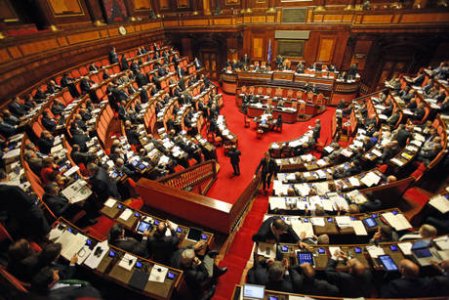 Decreto Omnibus, oggi il voto fra le proteste