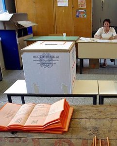 Referendum, lo strano caso degli italiani che votano all'estero