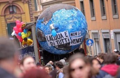 Chi vuole rubare i referendum sull'acqua?