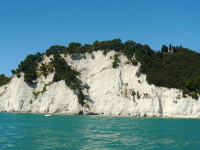 Ancona, il monte Conero e la spiaggia delle due sorelle