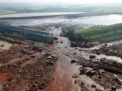 Ungheria, a due settimane dal disastro gli sfollati tornano a casa