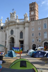 Roma. L'Accampata degli Indignati in Piazza S.Croce in Gerusalemme