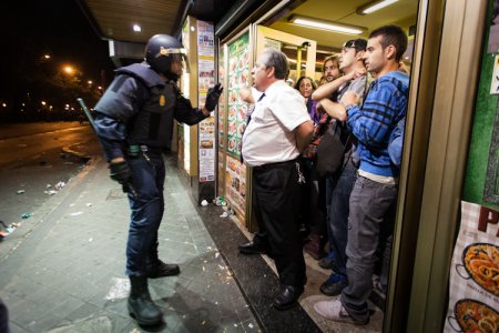 Madrid, cariche della polizia sulla protesta degli indignados