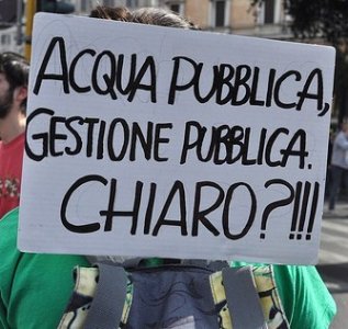 Acqua pubblica, da tutta Italia alla manifestazione di Reggio Emilia