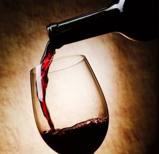 Vino e viticoltura industriale. L'importanza di bere consapevolmente 