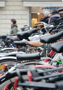 Andare in bicicletta? Salutare e vantaggioso economicamente.