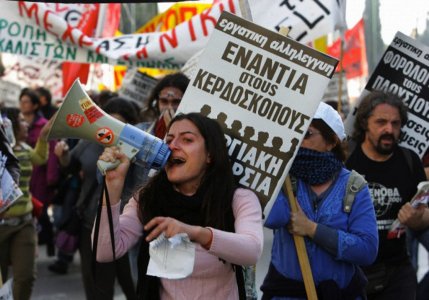 La Grecia in rivolta contro l'austerity