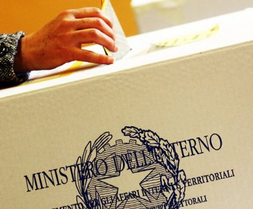 Referendum nucleare e acqua: Governo dice no all'election day