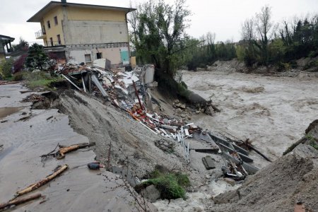 Zero salvaguardia e prevenzione del territorio, spreco di denaro pubblico e la gente continua a morire