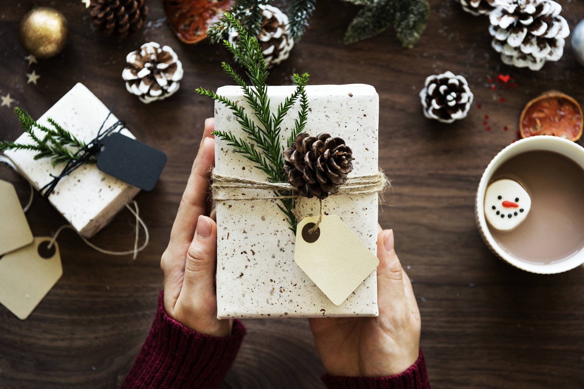 Regali Utili Di Natale.Cinque Regali Di Natale Utili Al Cuore E Al Pianeta