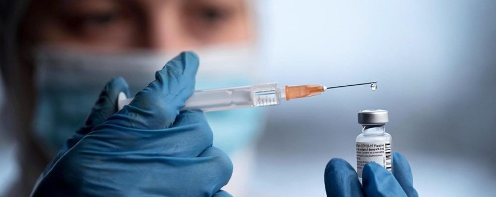 Condav e Società Rodotà: «Vaccini Covid, si faccia vera informazione ai vaccinandi, si verifichi l'immunità e si segnalino attivamente gli eventi avversi»