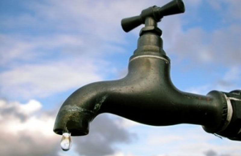 In Italia il 47 % dell'acqua si spreca prima di usarla