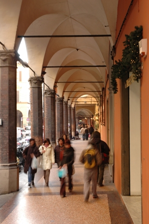 'Via Centotrecento', a Bologna un'idea per rivivere la strada