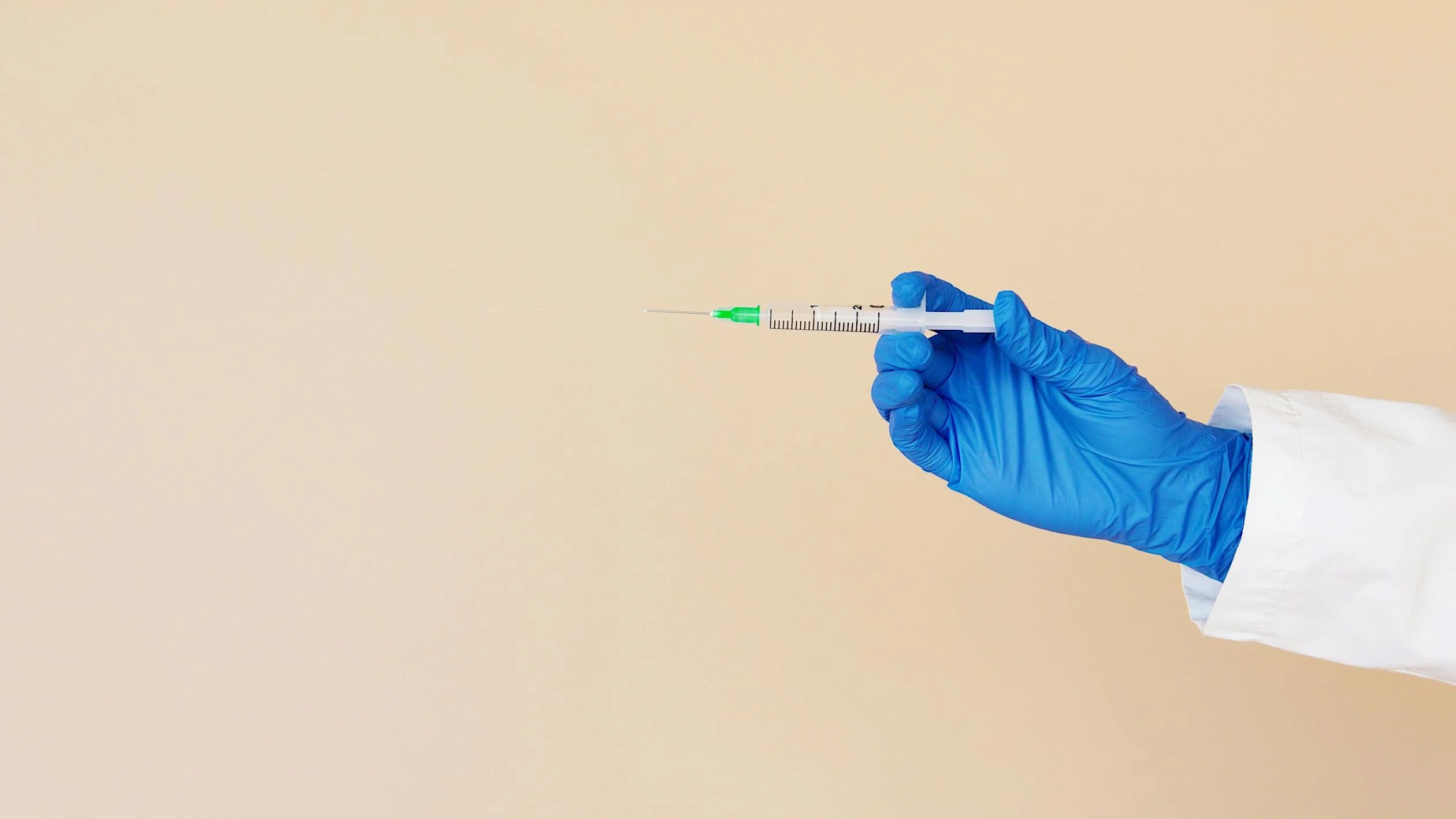 Donzelli: «Vi spiego i rischi dei nuovi vaccini anti-covid autoreplicanti»