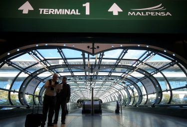 Rumore e malattie: l'insostenibile impatto degli aeroporti italiani