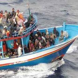 Lampedusa: ancora sbarchi e rimpatri, Cie blindati