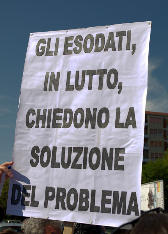 Suicidi. A Bologna sfilano i parenti delle 'vittime del fisco'