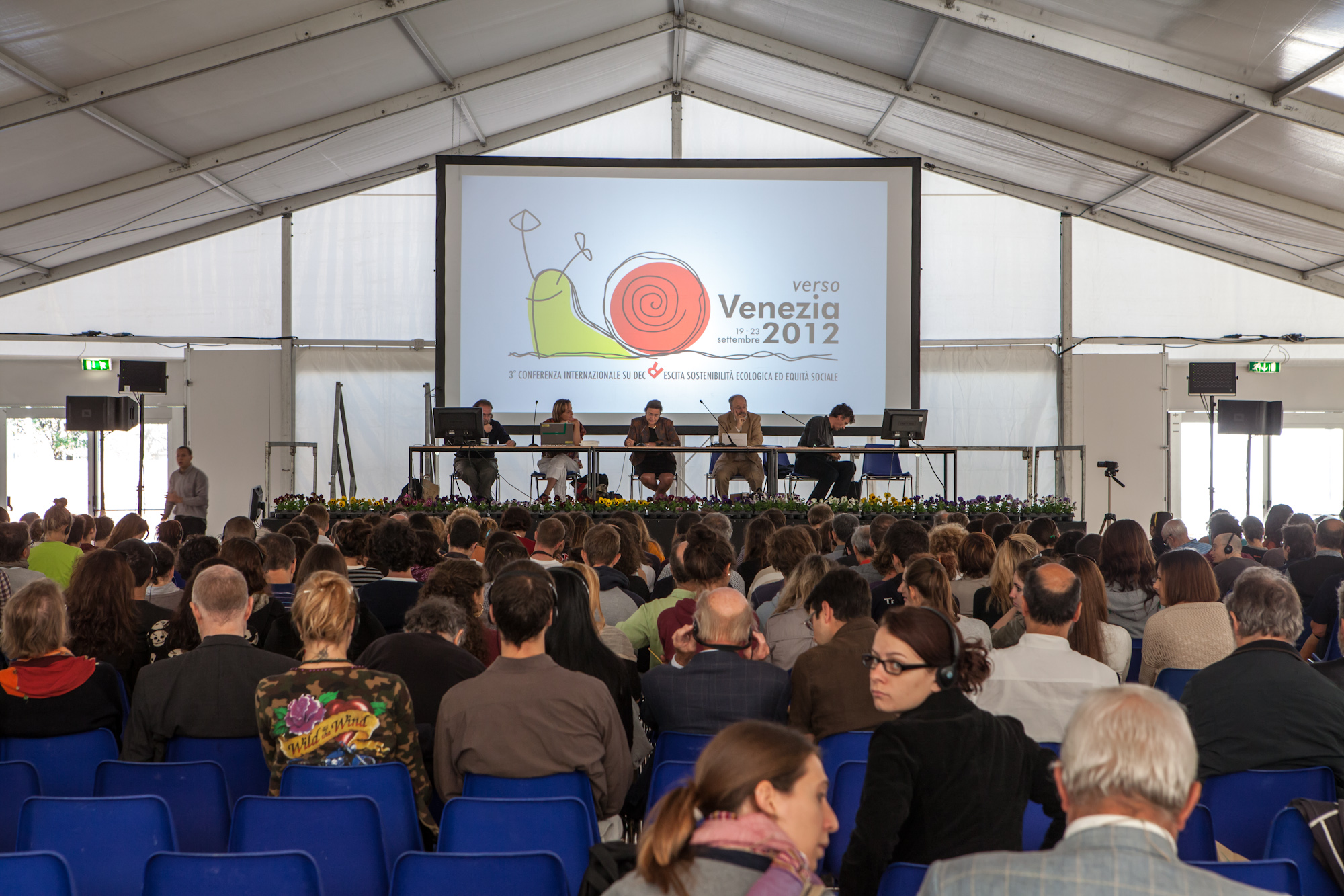 Decrescita, chiude la conferenza. Il movimento verso nuove alleanze