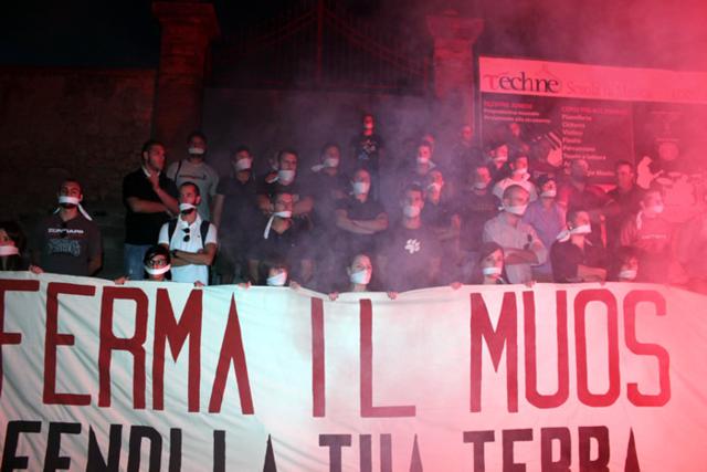 MUOS: proseguono i lavori. La protesta va avanti