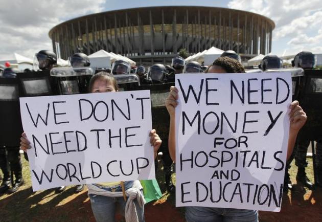 Brasile in protesta, ma “il calcio conta di più”