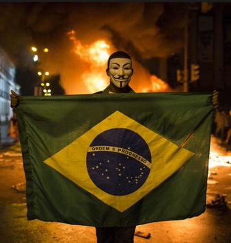 In Brasile continua la protesta: complotto o voglia di cambiamento?
