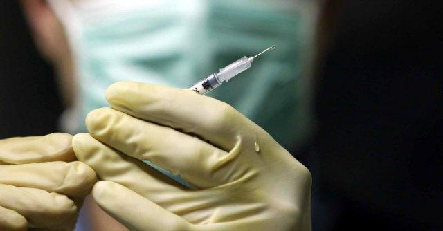 Bimbi supervaccinati ma l’epidemia arriva lo stesso