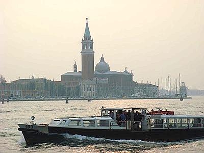 Venezia apre ai biovaporetti, uno studio sulla mobilità sostenibile in laguna