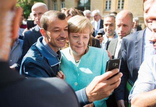 La falsa solidarietà di Angela Merkel agli immigrati