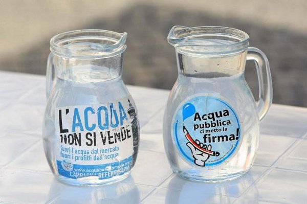 Le mani sull'acqua... altro che Giornata Mondiale